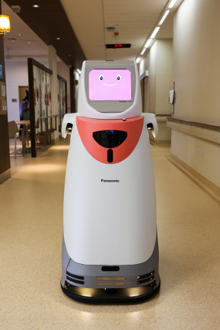 Singapore Hospital Pilots Use of Hospital Delivery Robots