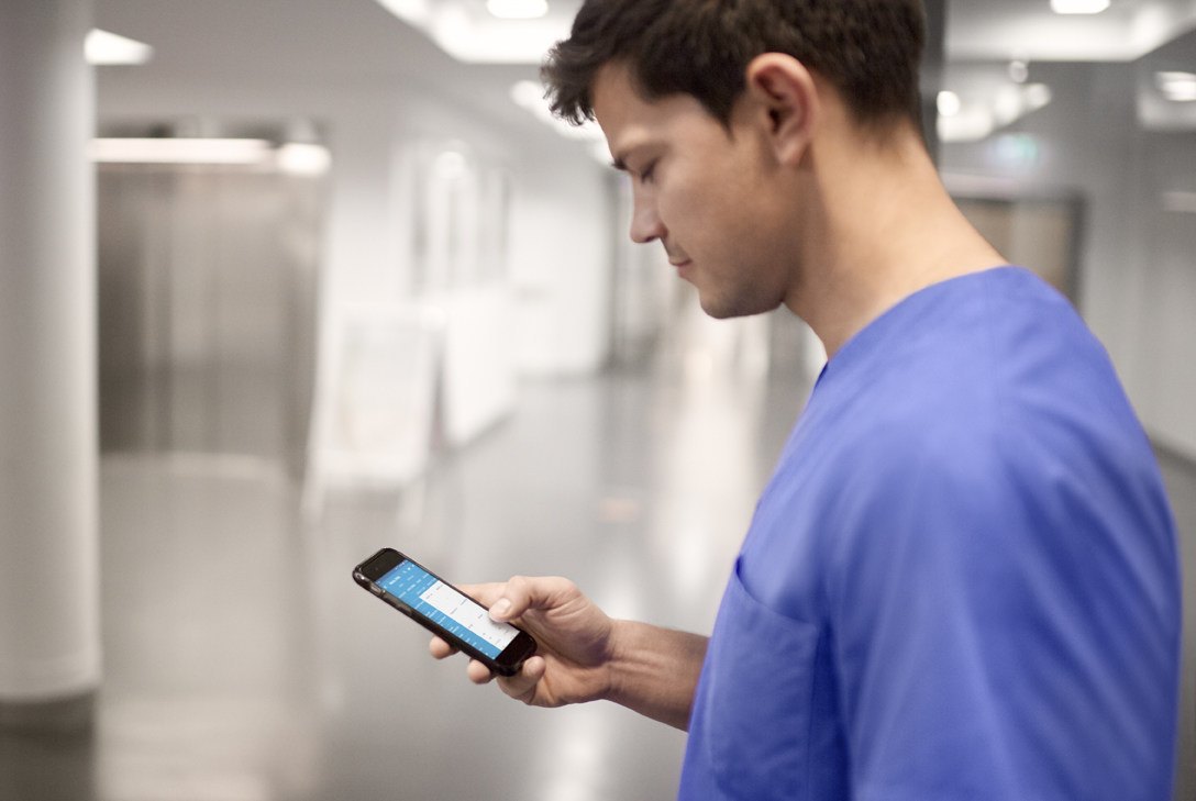 New Philips App Enhances Mobility for Caregivers with Real-Time Access to Patient Deterioration