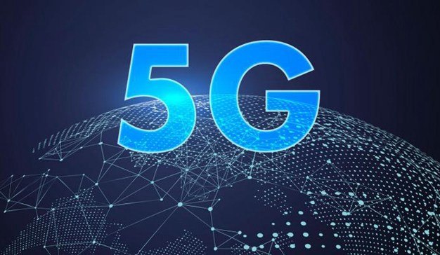 5G in Healthcare: 7 Advantages & Disadvantages for Providers to Know