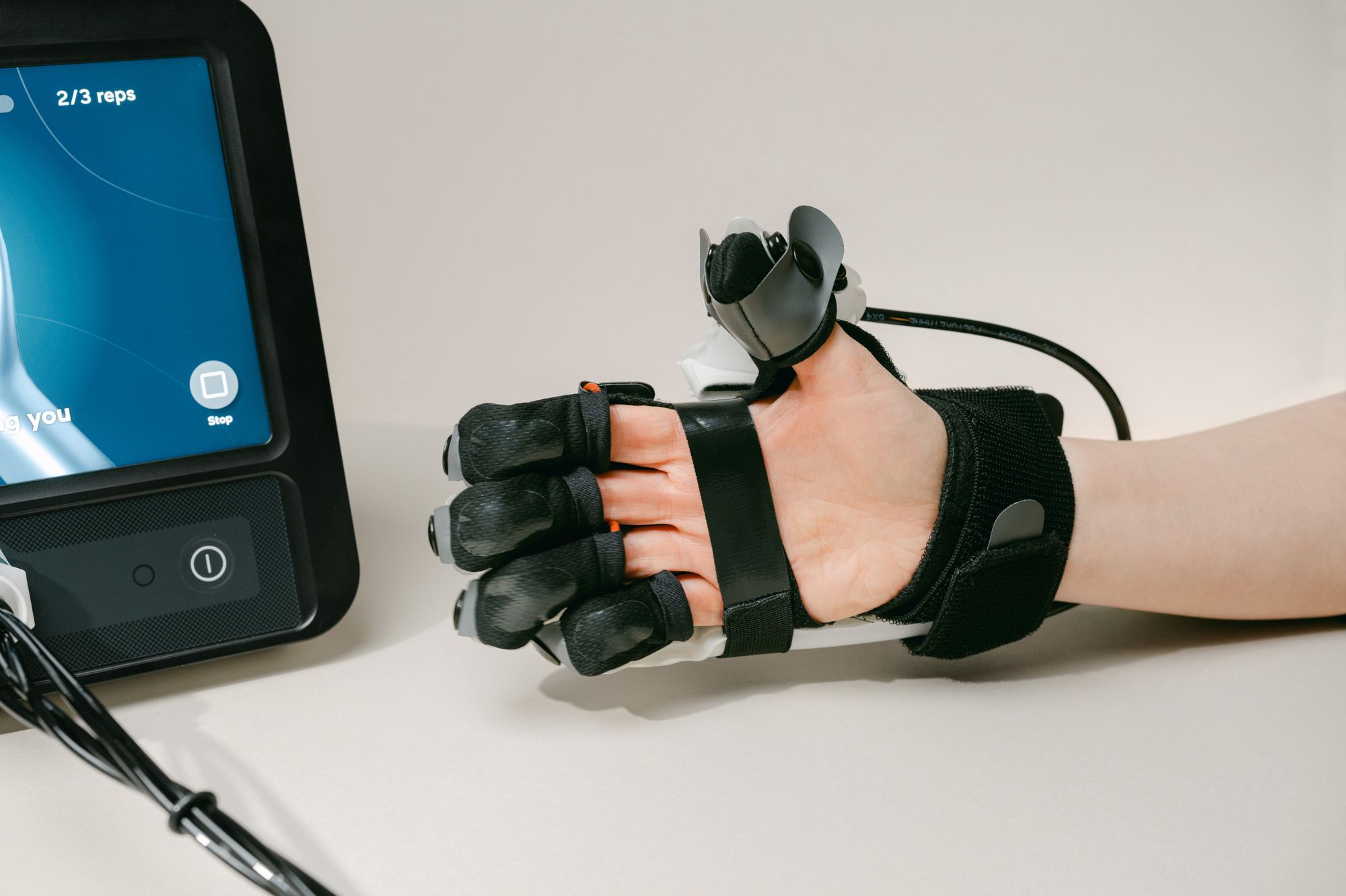 Bioliberty Launches Lifehub Clinic with Soft-Robotic Lifeglov for Neurological Therapy