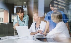 Physician Assistant Trends 2025: AI Adoption, Title Changes, and Workforce Growth