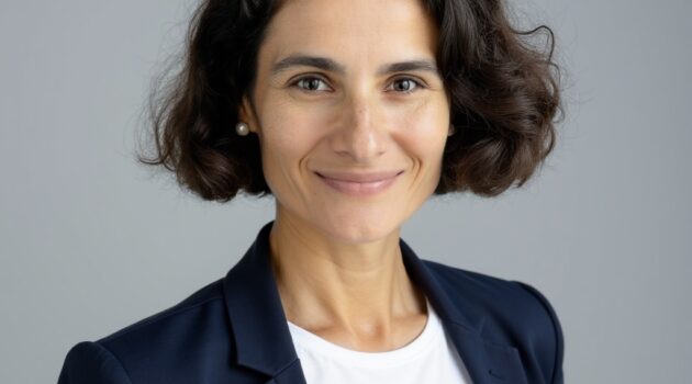 The Medtech Pitch Deck Casino: Why Hype Still Wins, and How Scrutiny Could Improve Everyone&rsquo;s Odds