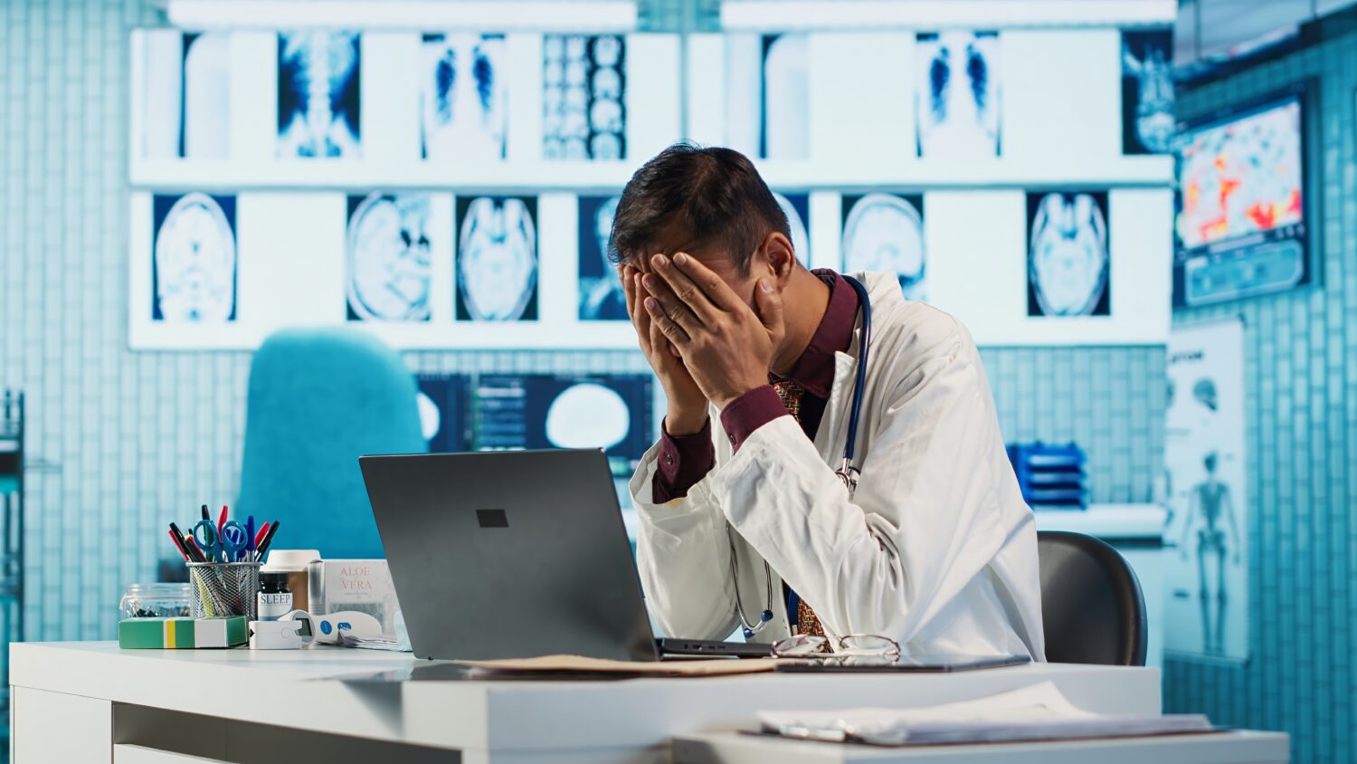 ￼Why AMA Data Shows Physician Burnout is No Longer a ‘One-Size-Fits-All’ Crisis